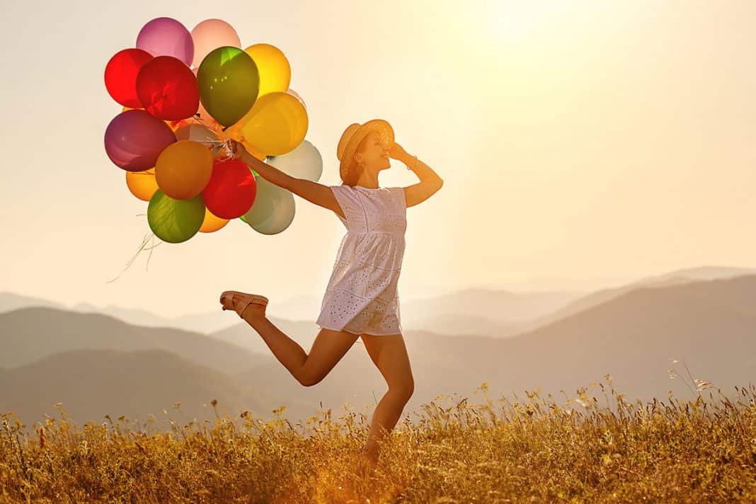 10 Ways to Live a Positive Happy Life
